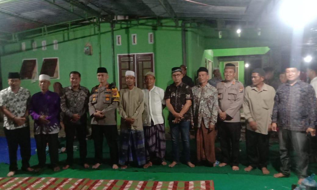 Kapolres Asahan hadiri tahlilan ibunda tokoh muda Sumut.