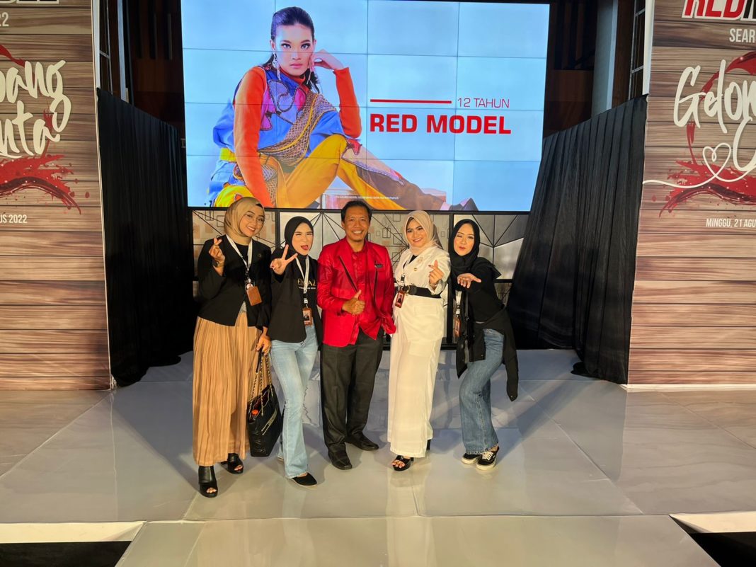 Grand Launching Elmaz Hijab Modelling School: Sekolah Modelling Pertama di Kota Malang