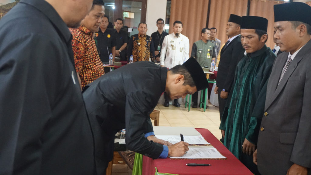 24 Orang Panwascam se Kabupaten Sijunjung Resmi Dilantik