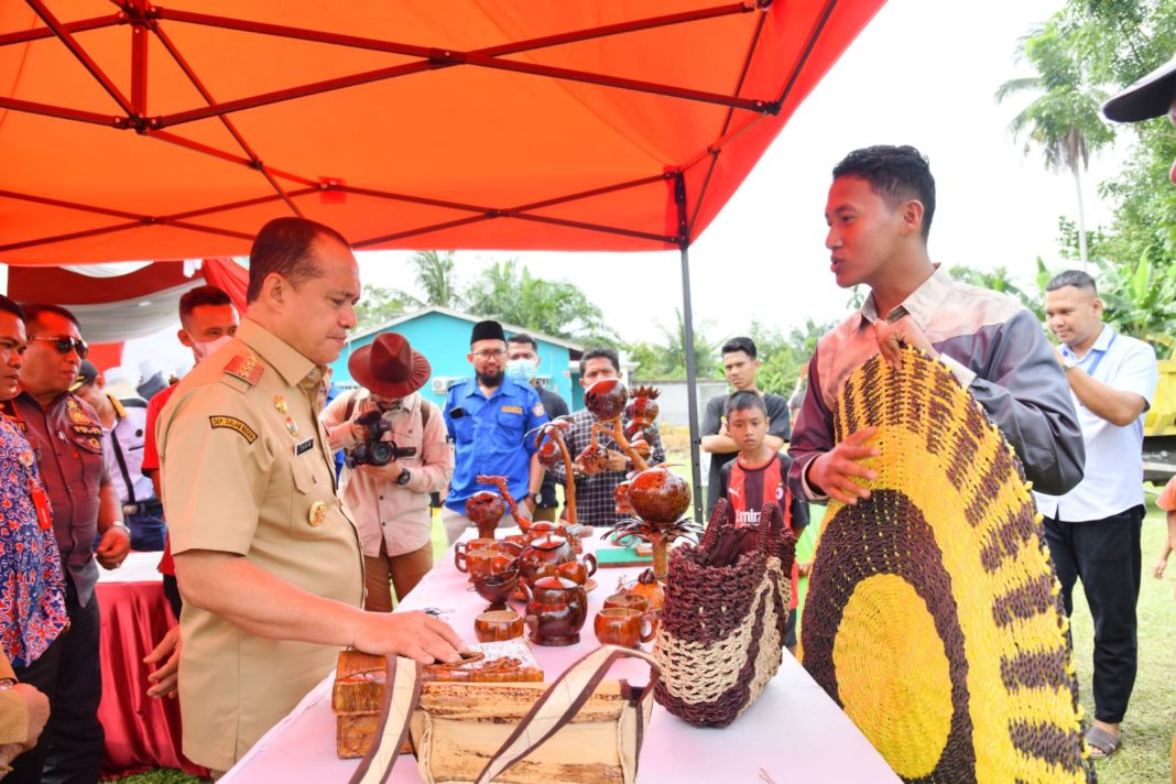 Ketua TP PKK Sumut dan Tim Penilai Lomba Desa Percontohan Kunjungi Desa Pahlawan dan Binjai Baru