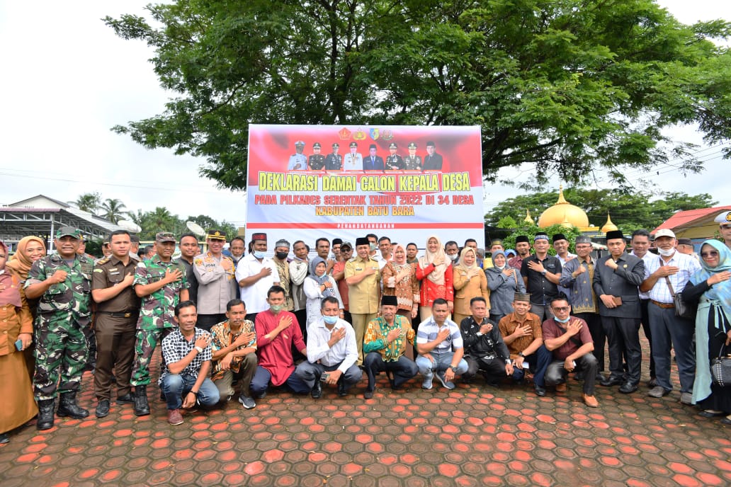 Ratusan Cakades di Batu Bara Ikuti Deklarasi Pilkades Damai
