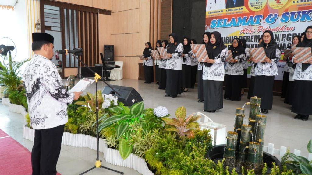 Pelantikan Pengurus Perempuan PGRI Langkat