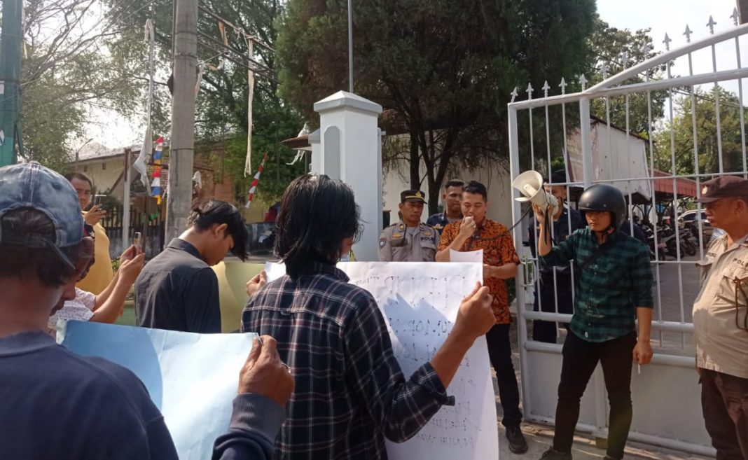 AMPERA