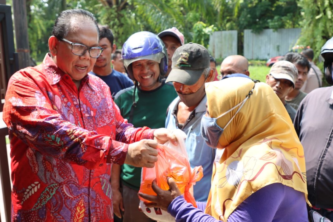 Baskami Bagikan Sembako