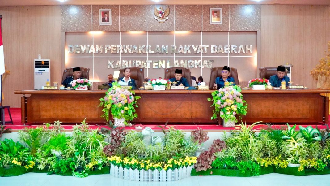 Rapat Paripurna DPRD Langkat