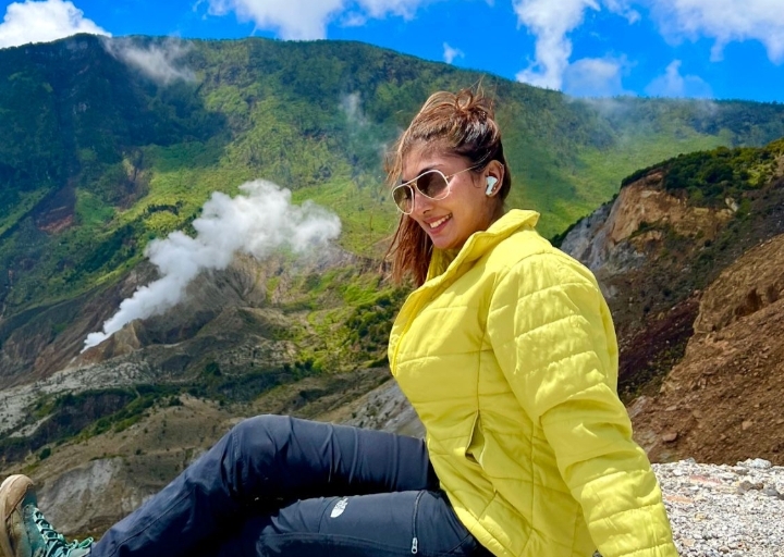 Model Cantik Asal Indonesia Berdarah India, Dwi Nathan