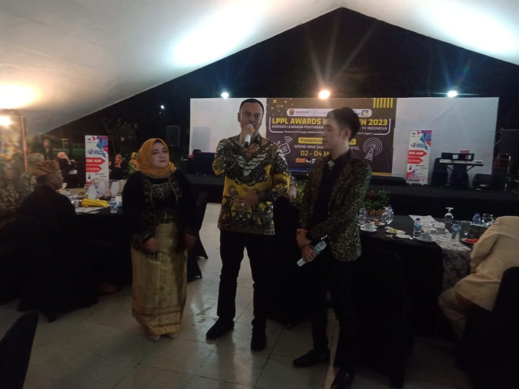 Bupati dan Kadis Kominfo Sijunjung 