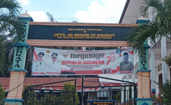 Wali Murid Gerah Oknum Kepsek di Labuhanbatu Selatan