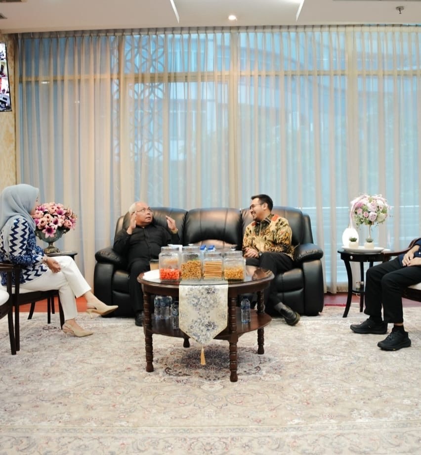 04adce0c-07d0-4f62-918c-678aab1bcccb