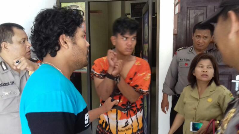 Nekad Todong Guru di Dalam Angkot, Marsel Ditangkap