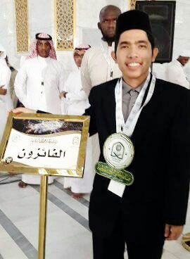 Rahmat Batubara Imam Tarawih di Dubai