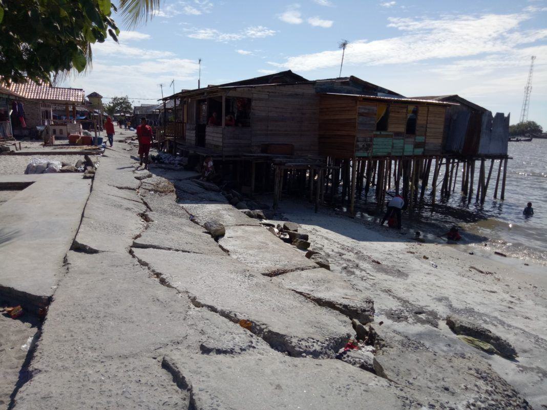 Abrasi Dua Desa Nelayan di Batubara