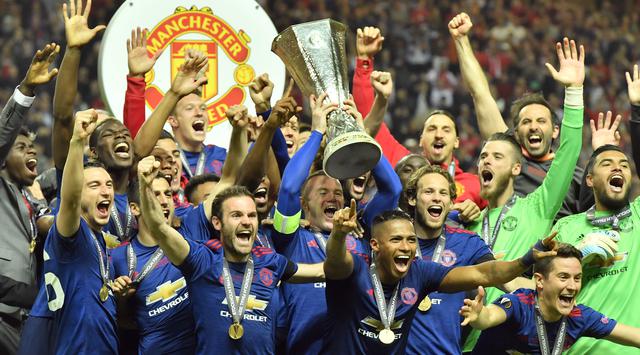 Ekspresi kegembiraan Manchester United (MU) usai memastikan gelar juara Liga Europa 2016/2017. (AP Photo)