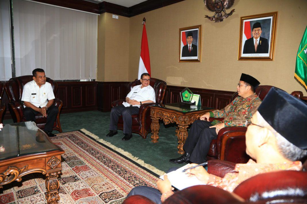 Foto: Menag Lukman terima Wagub Sumatera Barat bahas persiapan MTQ tingkat Provinsi, Rabu. (25/10).