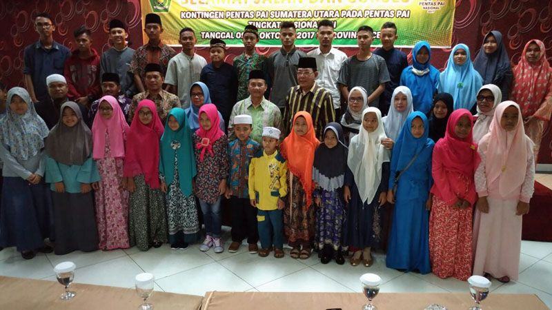 Foto: Kontingen Pekan Keterampilan dan Seni Pendidikan Agama Islam (PENTAS PAI) Provinsi Sumatera Utara Tahun 2017.