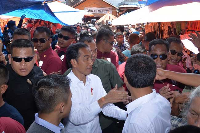 Jokowi Kecam Penembakan