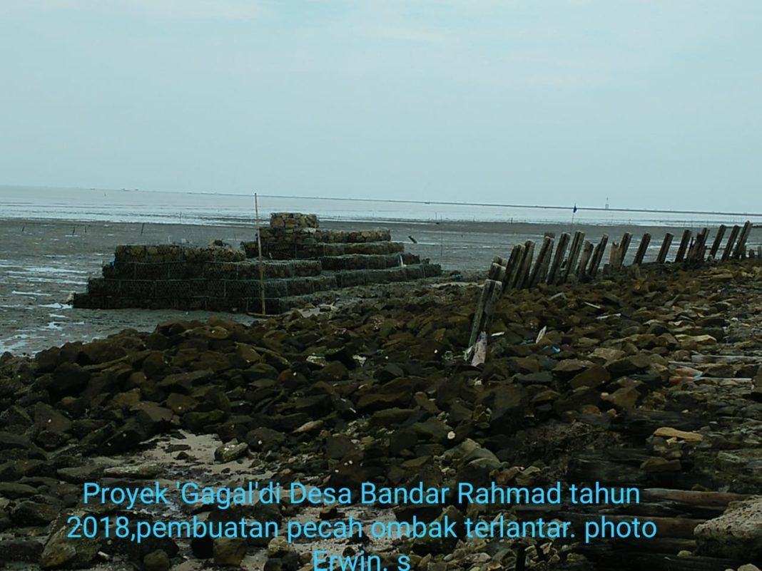Pemecah Ombak Tanjung Tiram, Proyek 