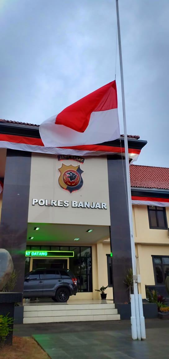 Gugurnya Ipda Erwin, KB Polres Banjar Kibarkan Bendera Setengah Tiang
