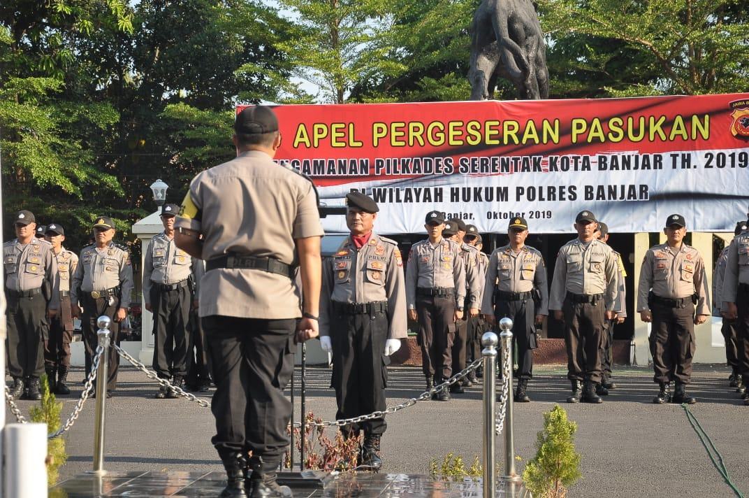 Kapolres Banjar, Pimpin Apel Pergeseran Pasukan Pengamanan Pilkades Serentak 2019