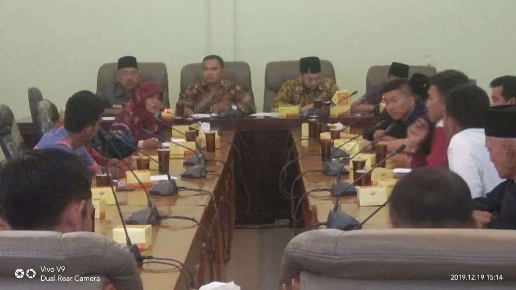 Jalan Rusak Wampu, Anggota DPRD Janji Masuk APBD 2021