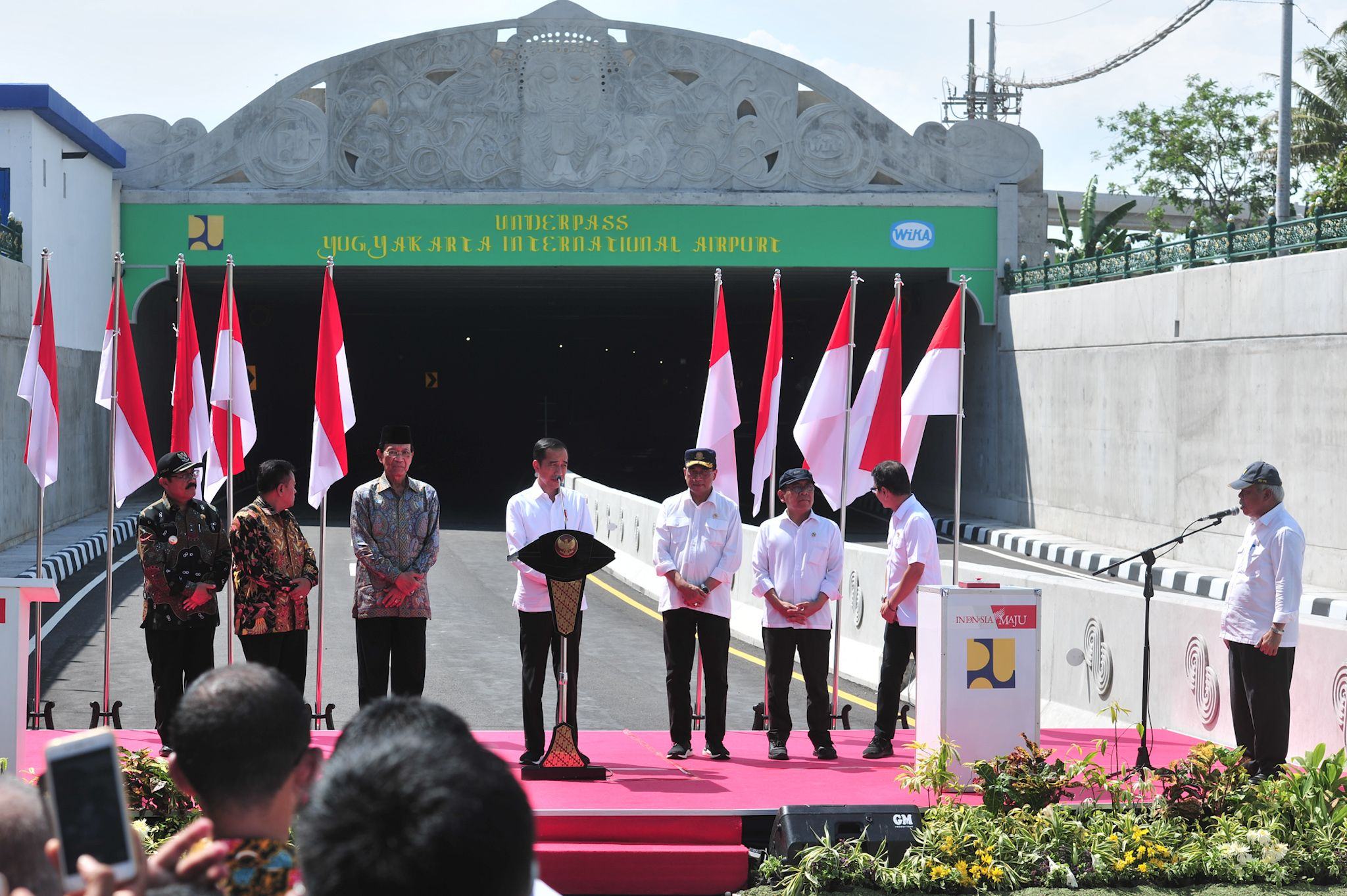Jokowi Resmikan Underpass Terpanjang di Indonesia di Yogyakarta 