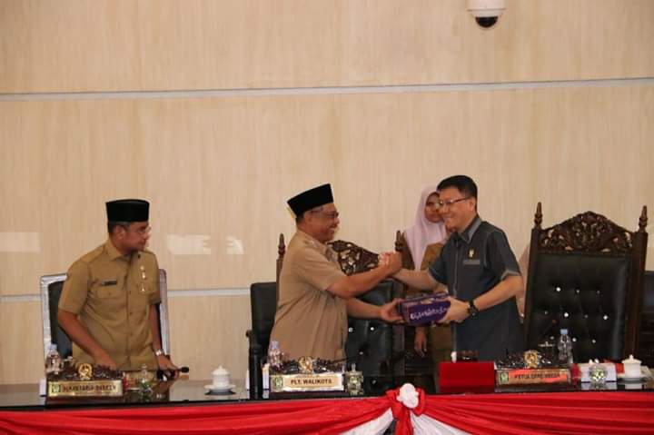 Akhyar Imbau OPD Dalami Hasil Reses Anggota DPRD Medan 