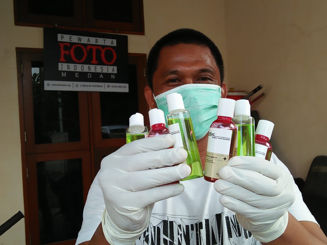 Pewarta Foto Indonesia Medan, Bagikan Masker Hingga Vitamin kepada Anggota