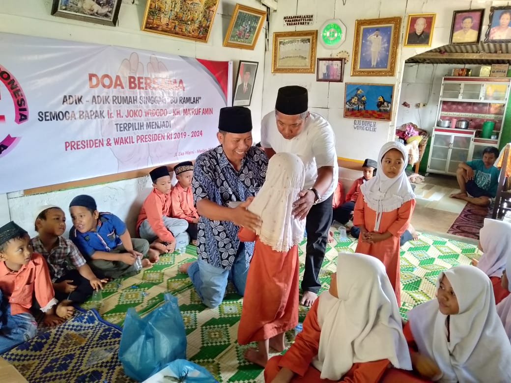 Relawan Indonesia Kerja : Puasa Momentum Memutus Penyebaran Corona