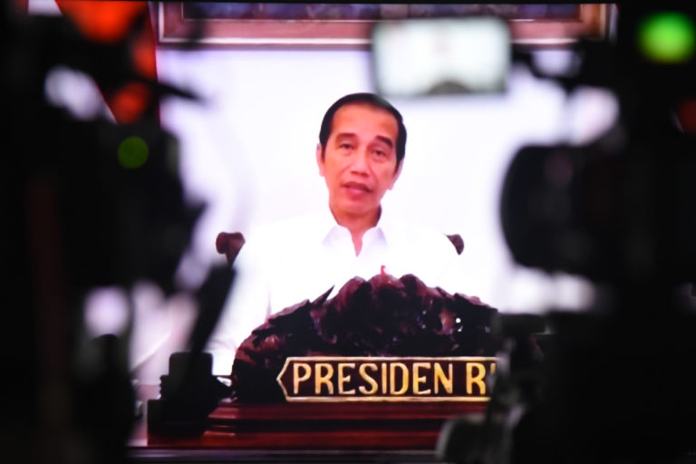 Presiden Jokowi Minta Penyaluran Bansos dan Padat Karya Tunai Minggu Ini Sudah Berjalan