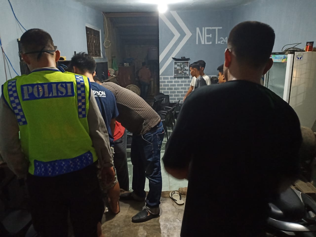 Patroli Malam Polsek Tanjung Morawa, Sasaran Warung Tuak dan Antisipasi Balap Liar
