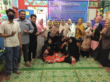 Dosen FP UMSU Berikan Pelatihan Kebab Olahan Durian