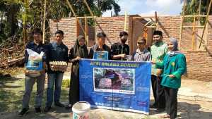 Aliansi Mahasiswa Langkat, Bagikan Donasi Hasil Penggalangan Dana di 3 Desa Kecamatan Hinai 