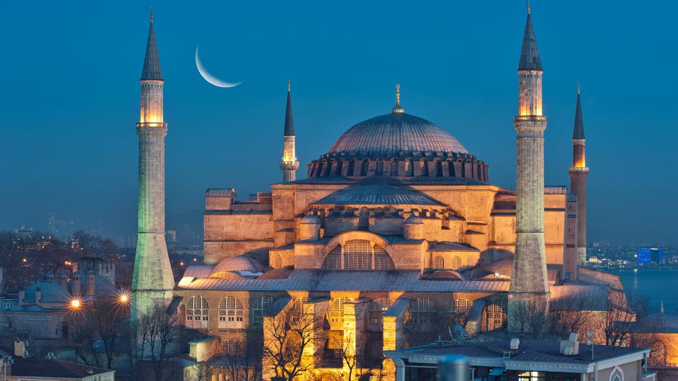 Hagia Sophia Kembali Jadi Masjid, Turki Tunjuk Tiga Imam dan Lima Muazin