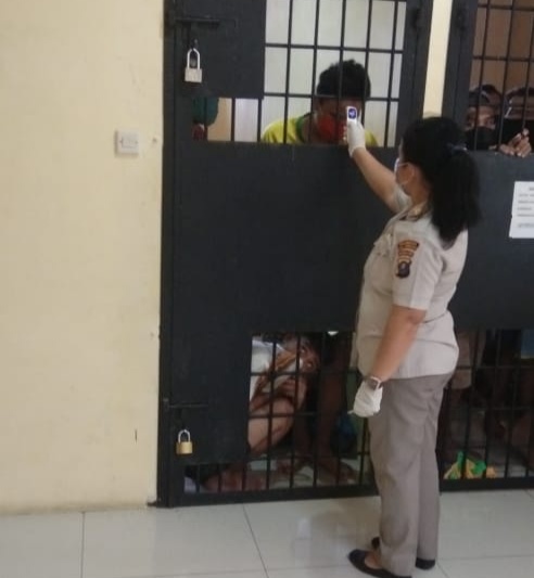 Cegah Corona, Sat Tahti Polresta Deli Serdang Cek Kesehatan Tahanan