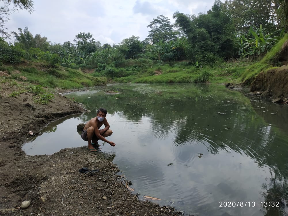 Sungai Ciputrahaji, Diduga Tercemar oleh Limbah