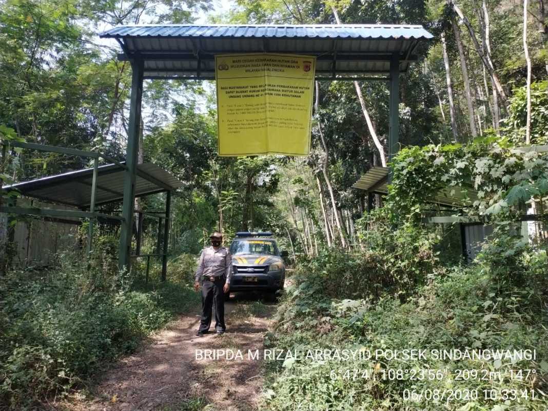 Rawan Karhutla saat Kemarau, Polsek Sindangwangi Patroli Kawasan Hutan