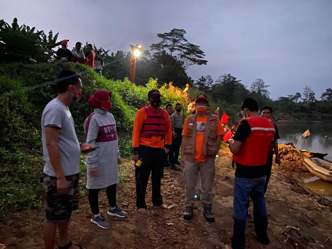 Dipimpin Kapolres Banjar, Tim SAR Gabungan Temukan Korban Tenggelam di Sungai Citanduy