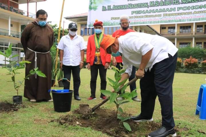 Akhyar Apresiasi Penanaman Pohon Hari Ekologi Keuskupan Agung Medan