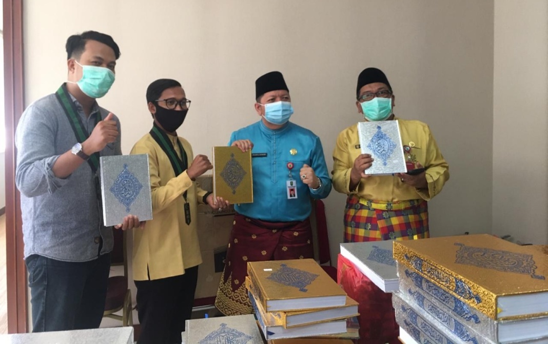 Pemprov Riau, Ikut Mendukung Program “1000 Al-Quran untuk Riau” oleh Badko HMI Riau-Kepri