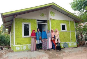 Penus Berbagi, Renovasi Rumah Nenek Daniar di Babalan Langkat