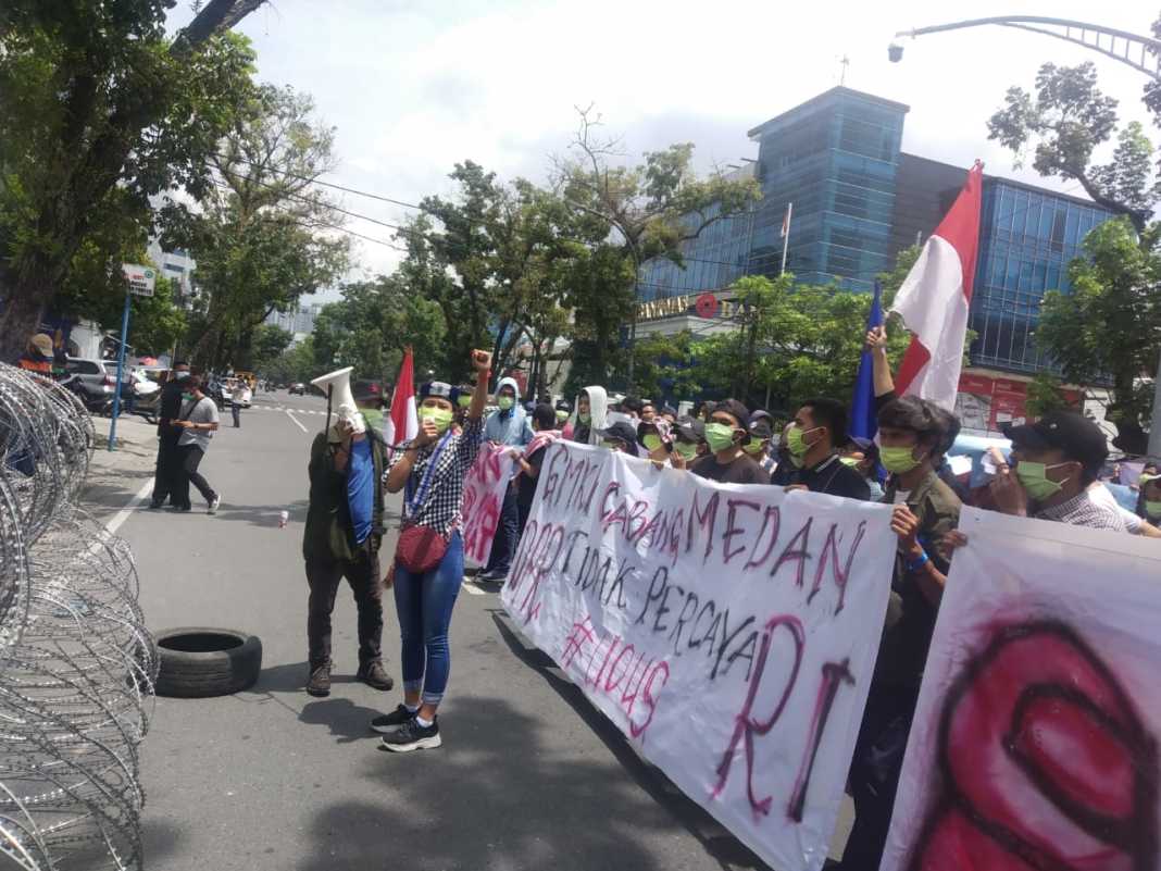 Demo Omnibus Law di Medan, GMKI: Sampaikan Mosi Tidak Percaya Terhadap DPR