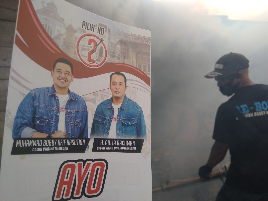 Relawan Bobby Nasution, Fogging di 'DPR' dan Perumnas Helvetia