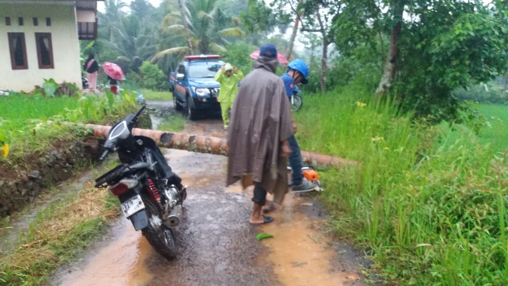 Hujan Deras di Ciamis, Puluhan Rumah Warga Rusak
