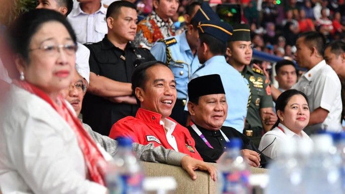 Jokowi Tunggu Nama Calon Menteri dari Mega-Prabowo?