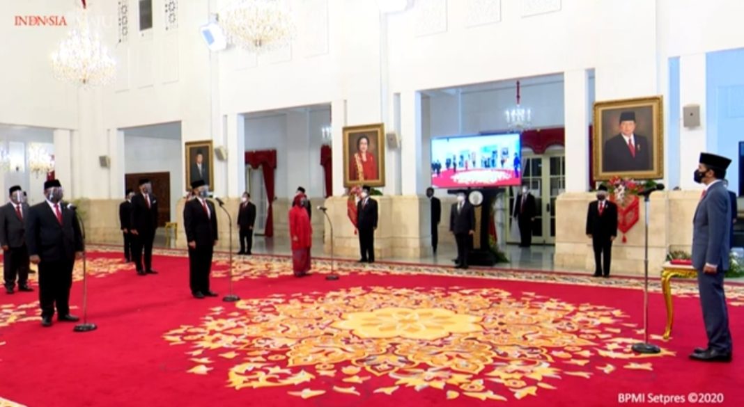 Presiden Jokowi, Lantik 6 Menteri dan 5 Wamen