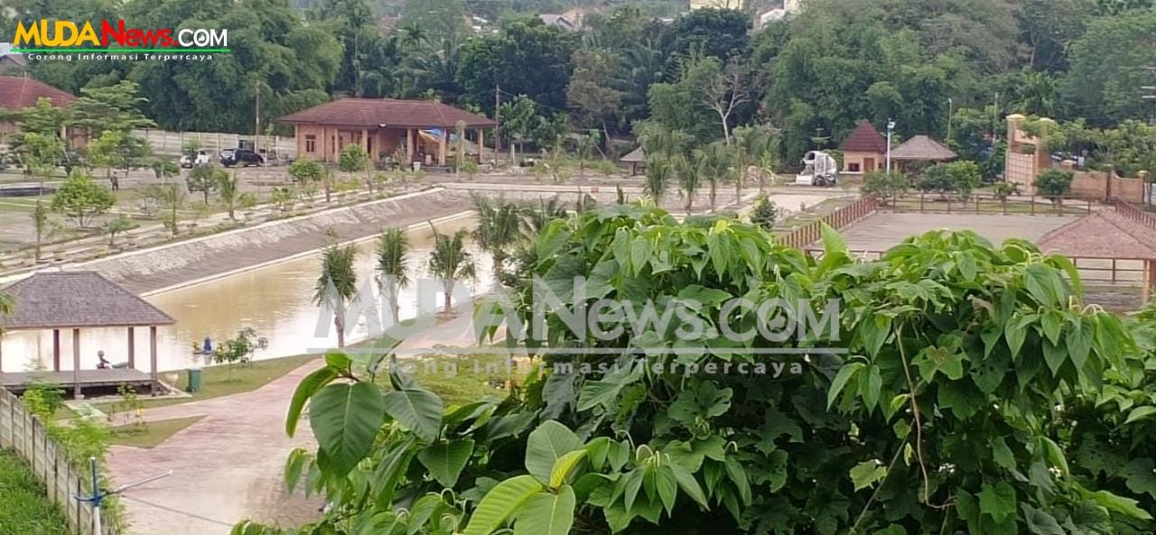 Taman Edukasi Buah Cakra : Dihantam Banjir, Gubsu Diingatkan Untuk Bantu "Orang Sakti" Edy ...