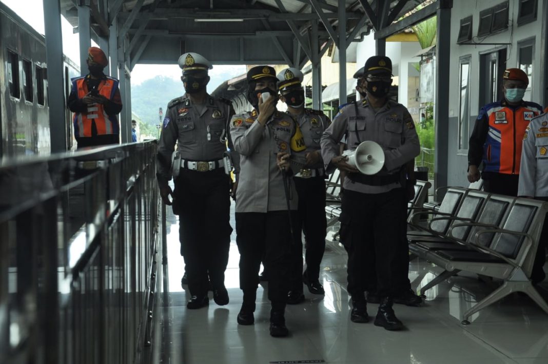 Kapolres Banjar Bersama Wali Kota, Resmikan Stasiun Tangguh Lodaya