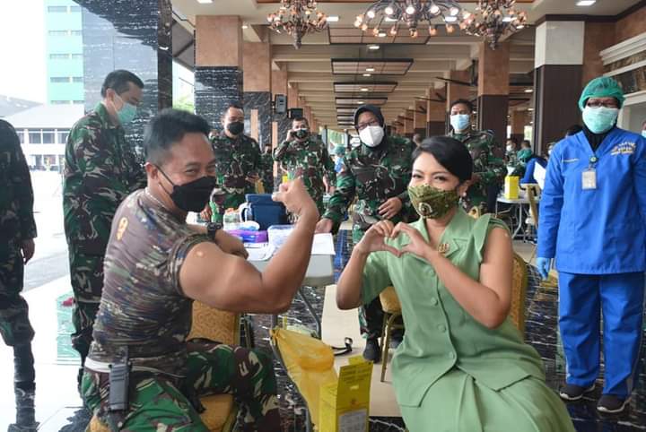 Kasad Andika Perkasa, Pimpin Vaksinasi Serentak Prajurit TNI AD
