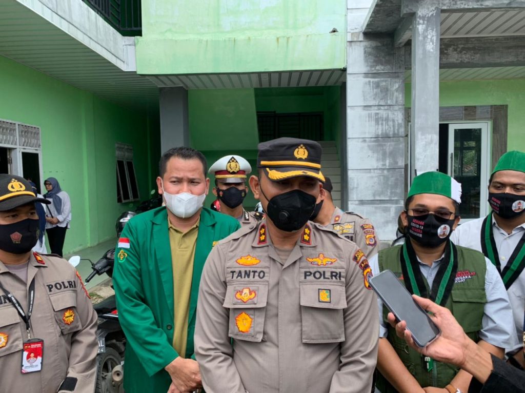 Bentuk Pengabdian Terhadap Umat dan Bangsa, HMI Lhokseumawe - Aceh Utara Buka Gerai Vaksin