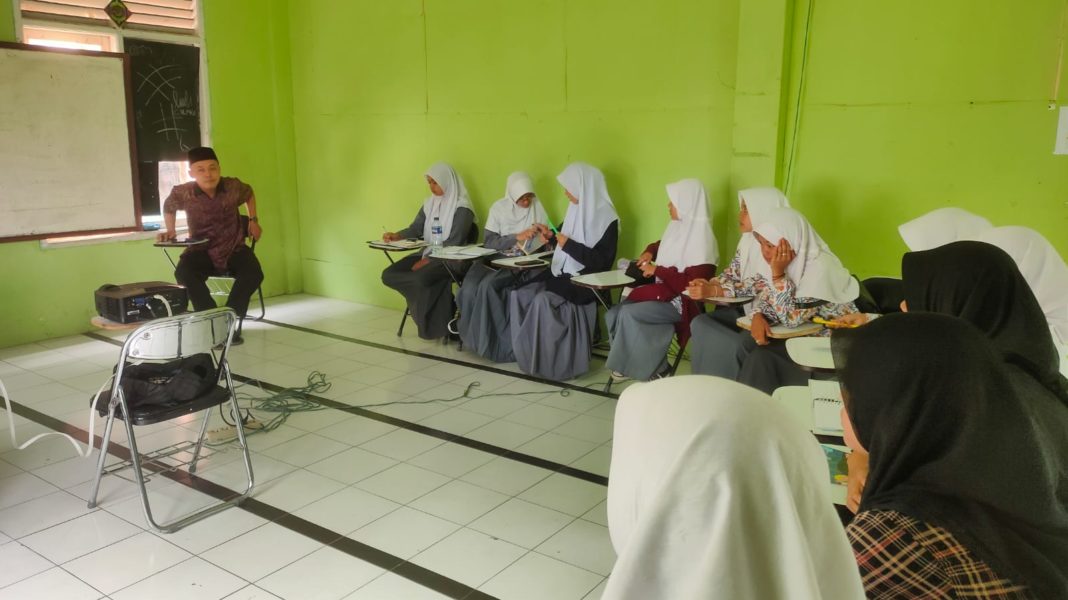 MA Yayasan Pendidikan Islam Al-Islahiyyah Cianjur Gelar Pelatihan Jurnalistik